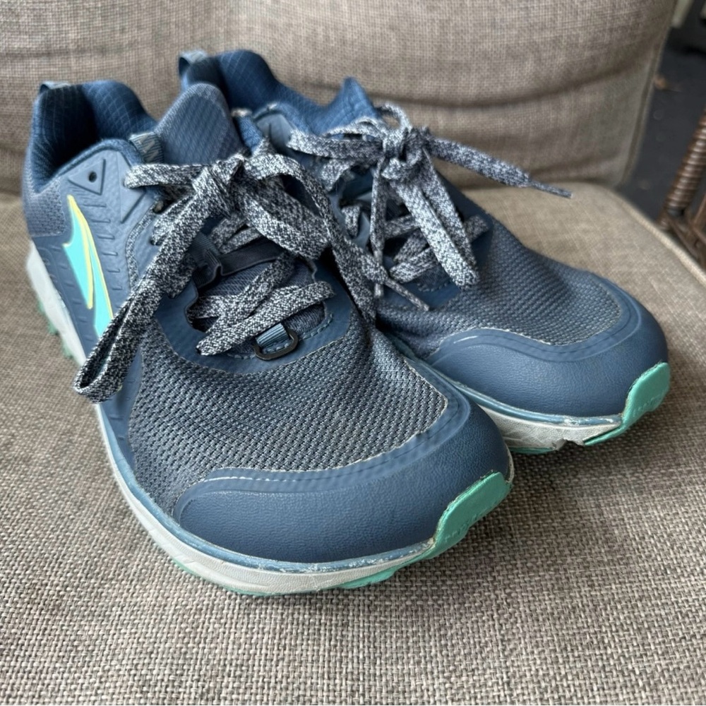 Altra Trail Running Shoes Timp 3 Womens Sz 9.5 Blue Gray Teal Sneaker